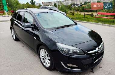 Універсал Opel Astra 2012 в Хмельницькому