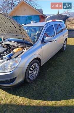 Универсал Opel Astra 2009 в 