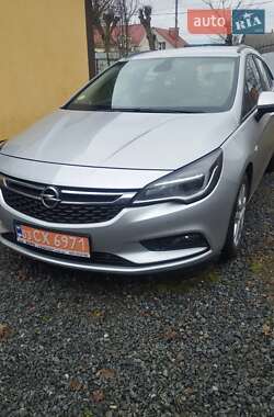 Універсал Opel Astra 2018 в Шепетівці