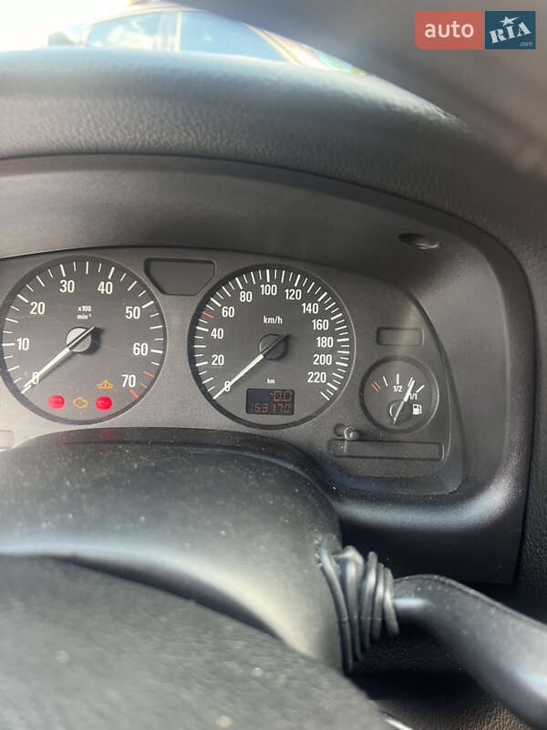 Седан Opel Astra 2007 в Киеве