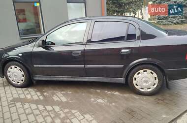 Седан Opel Astra 2007 в Добротворе