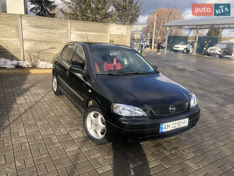 Хетчбек Opel Astra 2004 в Козятині