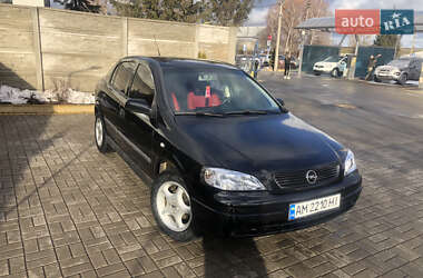 Хетчбек Opel Astra 2004 в Козятині