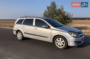 Універсал Opel Astra 2006 в Сарнах