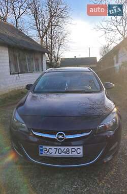 Універсал Opel Astra 2013 в Жидачові