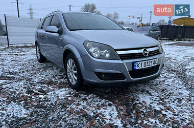 Універсал Opel Astra 2004 в Києві