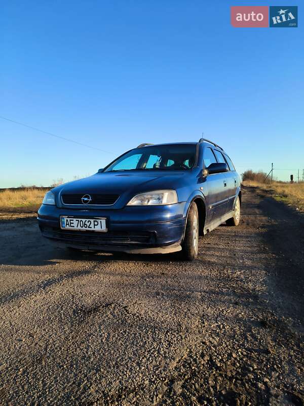 Универсал Opel Astra 2004 в Петриковке