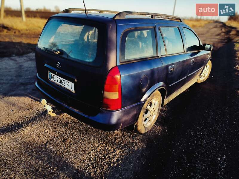Универсал Opel Astra 2004 в Петриковке