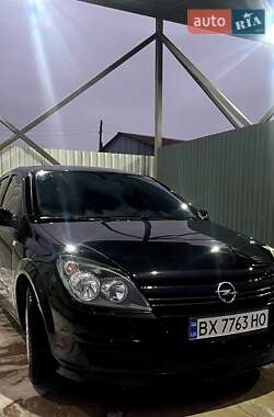 Хетчбек Opel Astra 2005 в Ізяславі