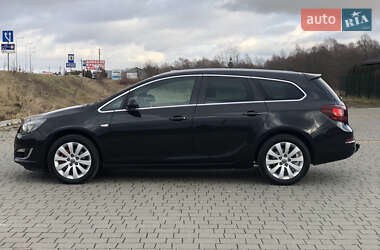 Универсал Opel Astra 2015 в Стрые