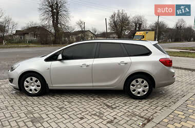 Универсал Opel Astra 2014 в Хмельницком