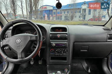 Седан Opel Astra 2004 в Житомирі