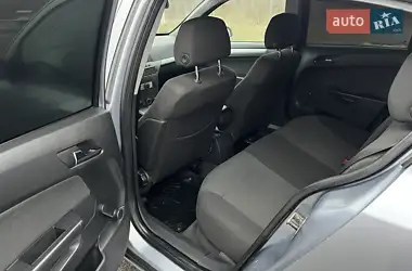 Opel Astra 2007