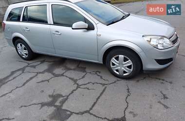 Універсал Opel Astra 2009 в Нововолинську