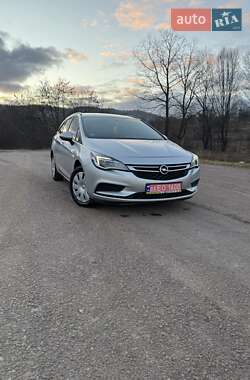 Универсал Opel Astra 2019 в Долине