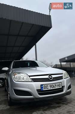 Універсал Opel Astra 2008 в Олександрівці