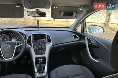 Універсал Opel Astra 2012 в Стрию