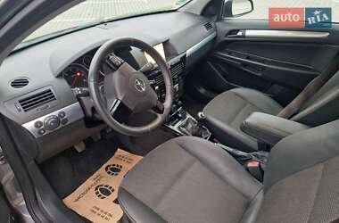 Універсал Opel Astra 2009 в Коломиї