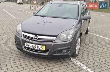 Універсал Opel Astra 2009 в Коломиї