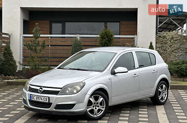 Хэтчбек Opel Astra 2004 в Стрые