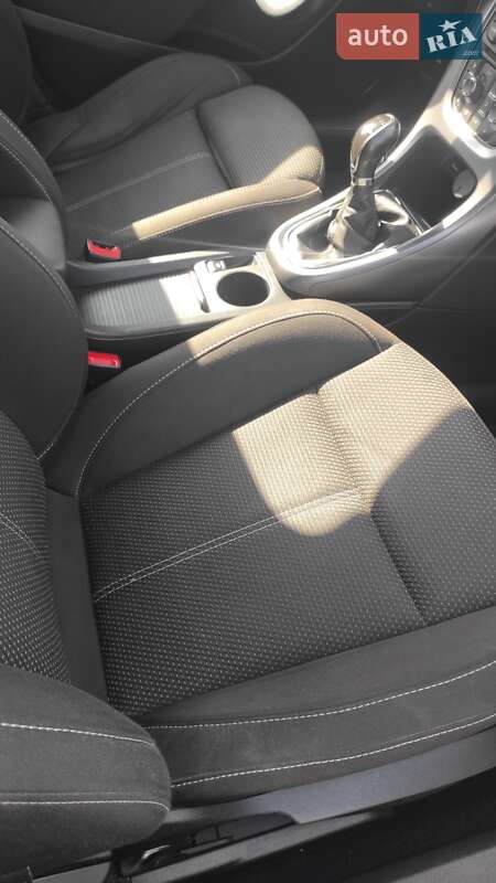 Универсал Opel Astra 2015 в Жвирке фото 10 Универсал Opel Astra 2015 в Жвирке