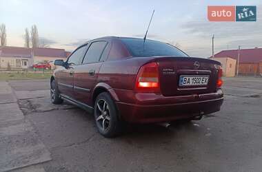 Седан Opel Astra 2006 в Снігурівці