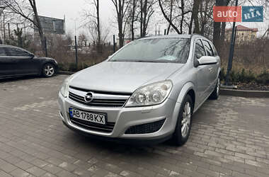 Універсал Opel Astra 2009 в Вінниці