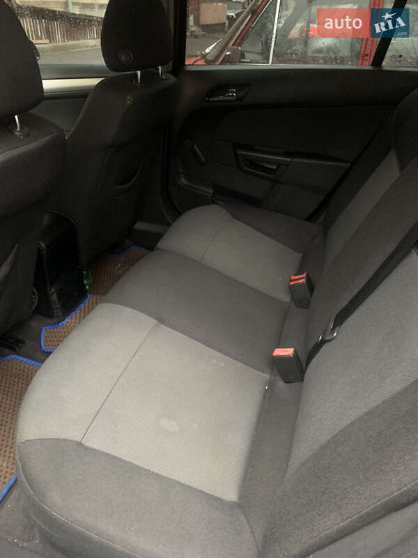 Универсал Opel Astra 2005 в Виннице