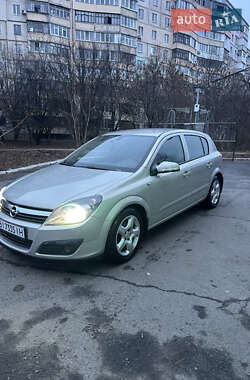 Хетчбек Opel Astra 2006 в Полтаві