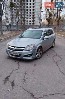 Універсал Opel Astra 2009 в Києві