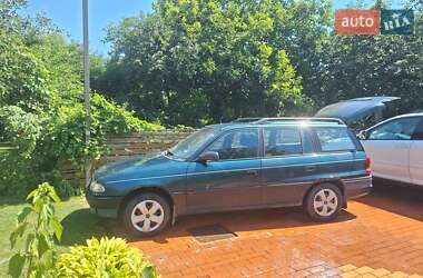 Універсал Opel Astra 1995 в Києві