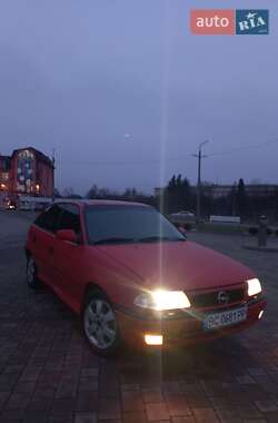 Хэтчбек Opel Astra 1997 в Дрогобыче