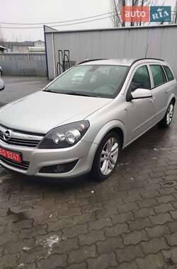 Універсал Opel Astra 2008 в Луцьку