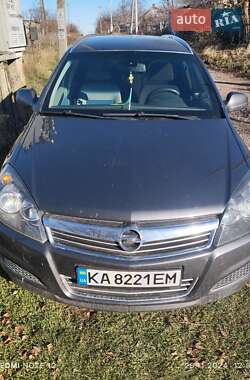 Універсал Opel Astra 2010 в Долинській