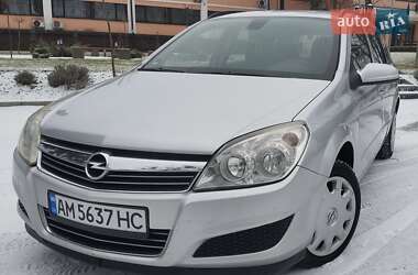 Універсал Opel Astra 2007 в Звягелі