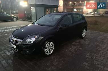 Хетчбек Opel Astra 2007 в Червонограді