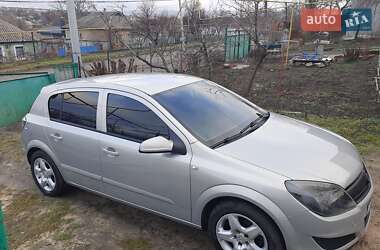 Хэтчбек Opel Astra 2008 в 