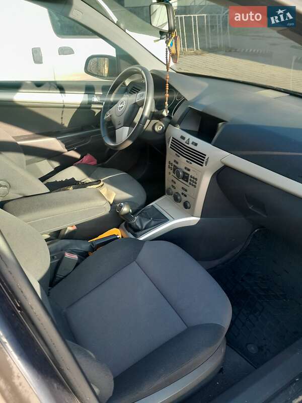Універсал Opel Astra 2008 в Шептицькому