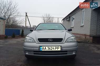 Седан Opel Astra 2007 в Охтирці