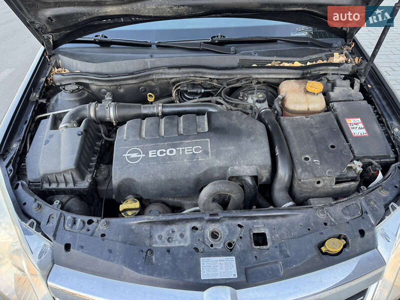 Хэтчбек Opel Astra 2007 в Буче