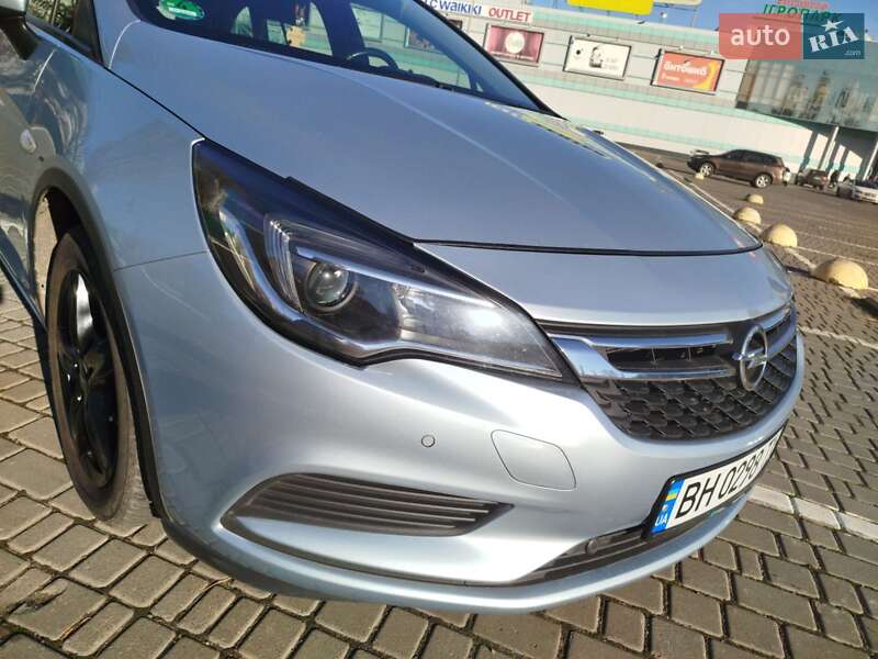Универсал Opel Astra 2019 в Одессе