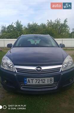 Універсал Opel Astra 2009 в Коломиї