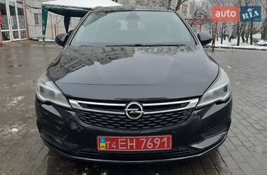 Универсал Opel Astra 2016 в Хмельницком