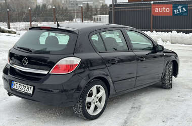 Хэтчбек Opel Astra 2005 в Ивано-Франковске