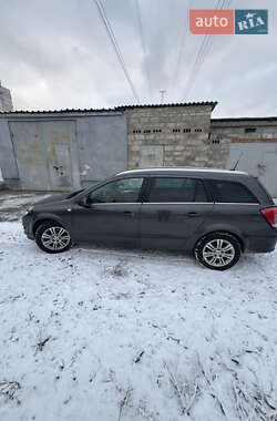 Універсал Opel Astra 2009 в Харкові