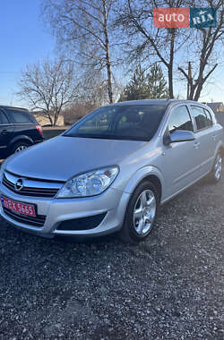 Хетчбек Opel Astra 2007 в Запоріжжі