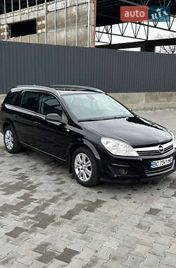 Універсал Opel Astra 2007 в Вознесенську