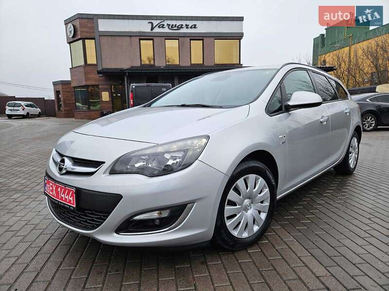 Универсал Opel Astra 2013 в Лубнах