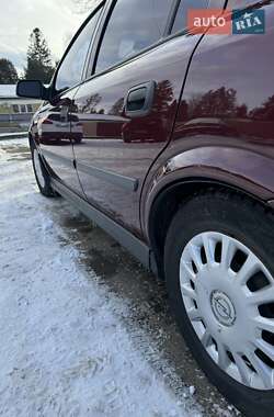 Седан Opel Astra 2003 в 