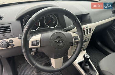 Универсал Opel Astra 2009 в Белой Церкви